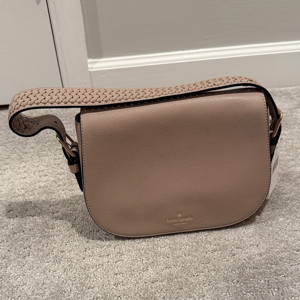 New With Tags. Kate Spade Beige Crossbody Bag. Removable strap. Originally $359!